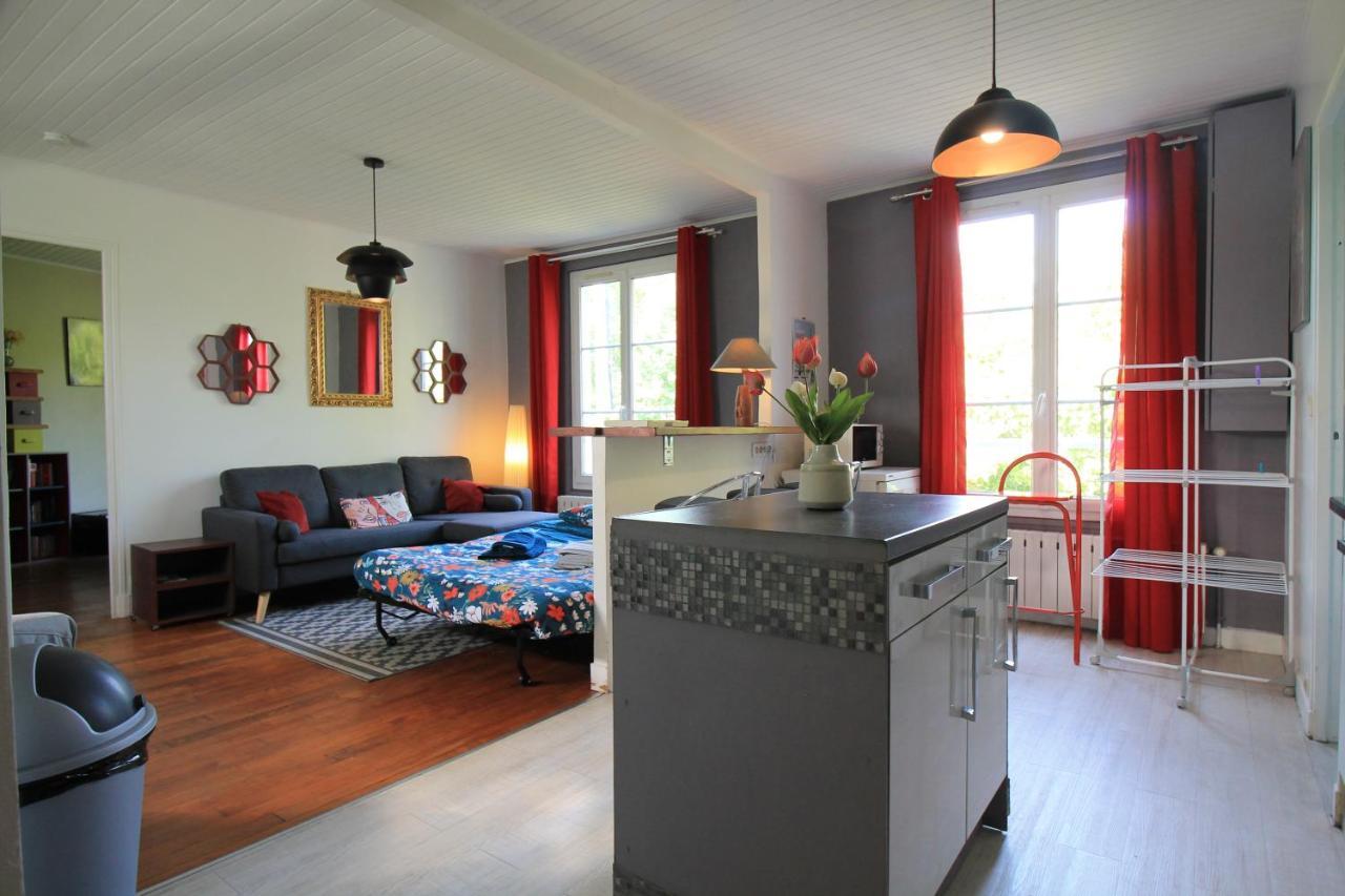 Disponible - Appartement Entier - Ligne H 15Mn Paris-Gare Du Nord, Parking Rue Gratuit, 4 Pers, Station De Train En Face Toutes Les 15Mn, Hippodrome, Cdfas, Universite, Borne Electrique, 1Er Etage Eaubonne Dış mekan fotoğraf