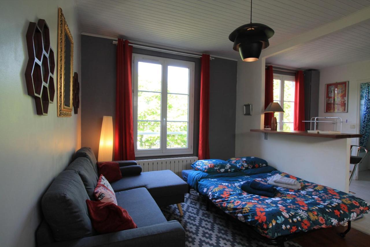 Disponible - Appartement Entier - Ligne H 15Mn Paris-Gare Du Nord, Parking Rue Gratuit, 4 Pers, Station De Train En Face Toutes Les 15Mn, Hippodrome, Cdfas, Universite, Borne Electrique, 1Er Etage Eaubonne Dış mekan fotoğraf
